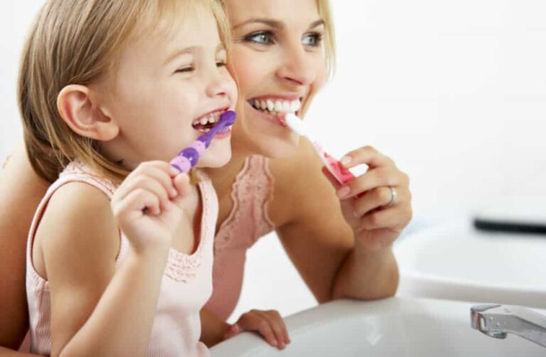 Suggerimenti per mantenere sani i denti dei bambini