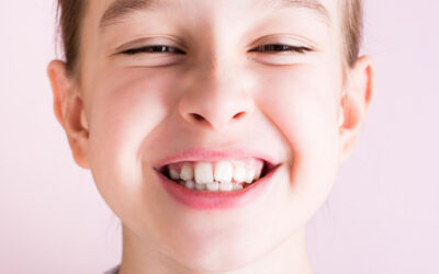 Mio figlio ha i denti storti o sporgenti: come posso correggerli?