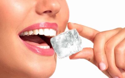 Le abitudini che rovinano denti e gengive